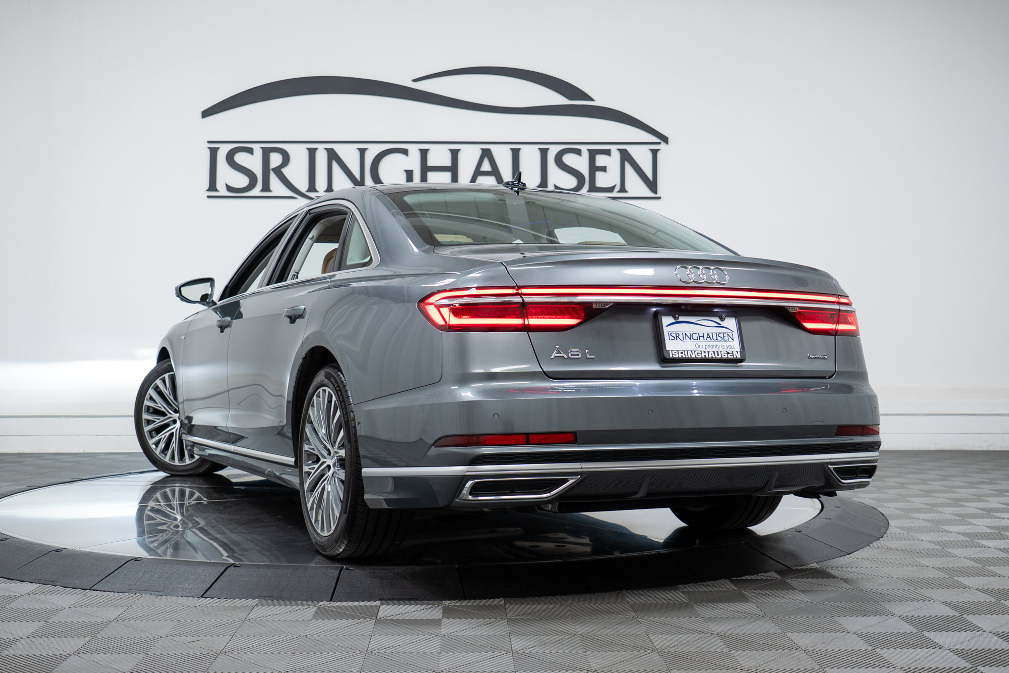Used 2021 Audi A8 L 4.0T w/ Executive Plus Package AWD/4WD image 32