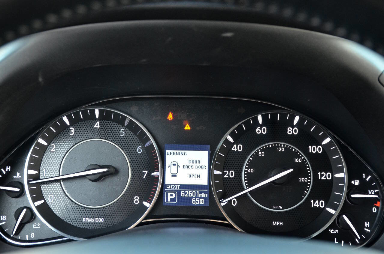 Used 2017 Nissan Armada Platinum w/ Captain Seat Package image 30