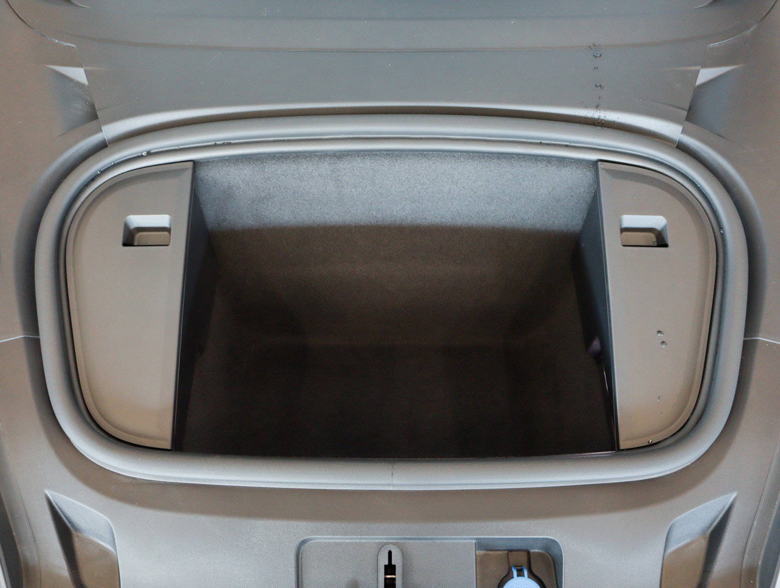 Used 2024 Porsche Taycan GTS image 28