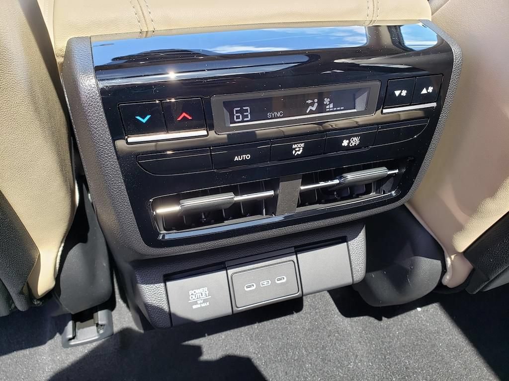 New 2026 Acura MDX w/ Technology Package AWD/4WD image 7
