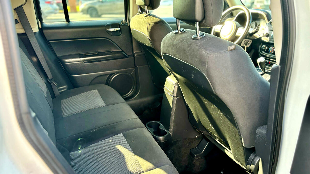 Used 2015 Jeep Patriot Latitude image 13