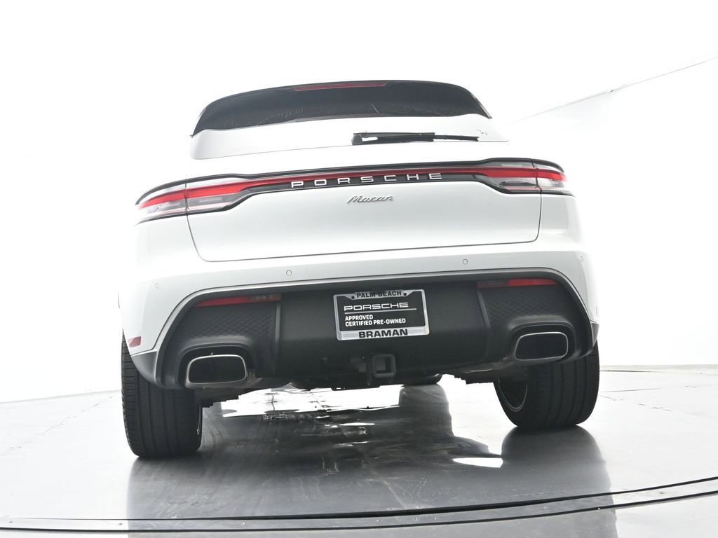 Certified 2025 Porsche Macan AWD/4WD image 51
