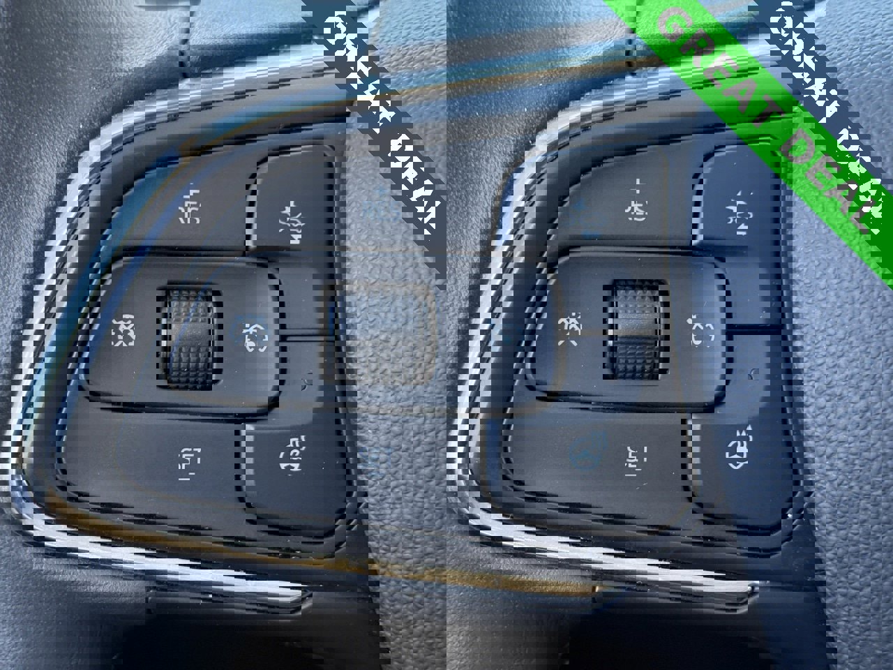 Used 2022 Buick Envision Essence w/ Safety Package image 19