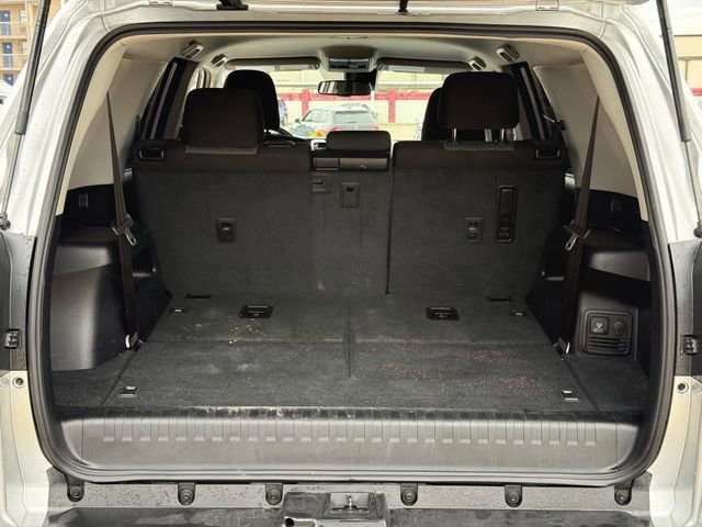 Used 2022 Toyota 4Runner SR5 RWD image 31