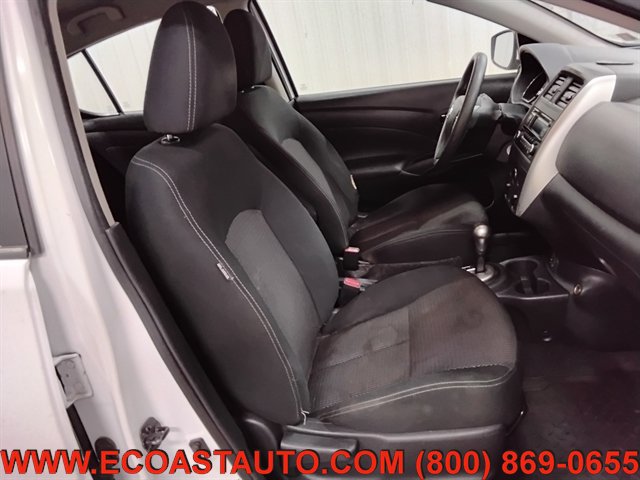 Used 2018 Nissan Versa SV FWD image 14