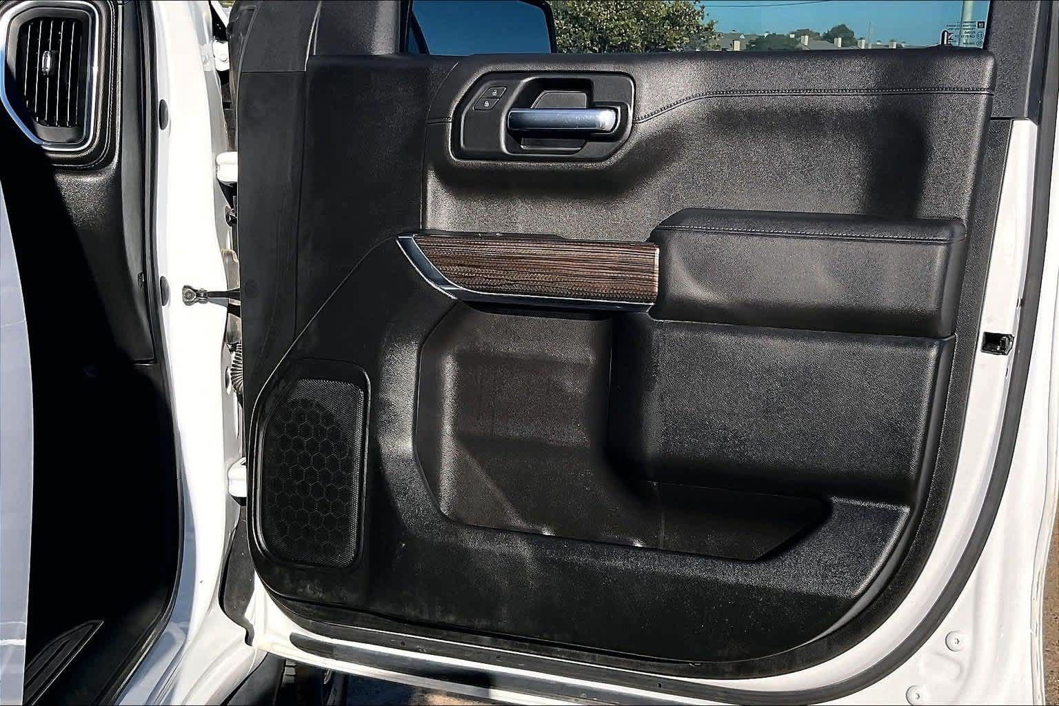 Used 2021 Chevrolet Silverado 1500 LT Trail Boss w/ Bed Protection Package AWD/4WD image 27