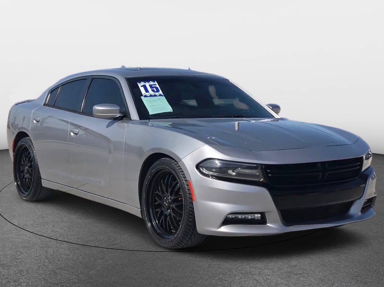 Used 2015 Dodge Charger R/T w/ Plus Group RWD image 2