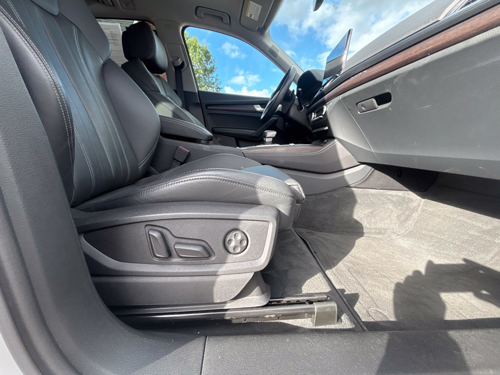 Used 2024 Audi Q5 2.0T Premium Plus AWD/4WD image 26