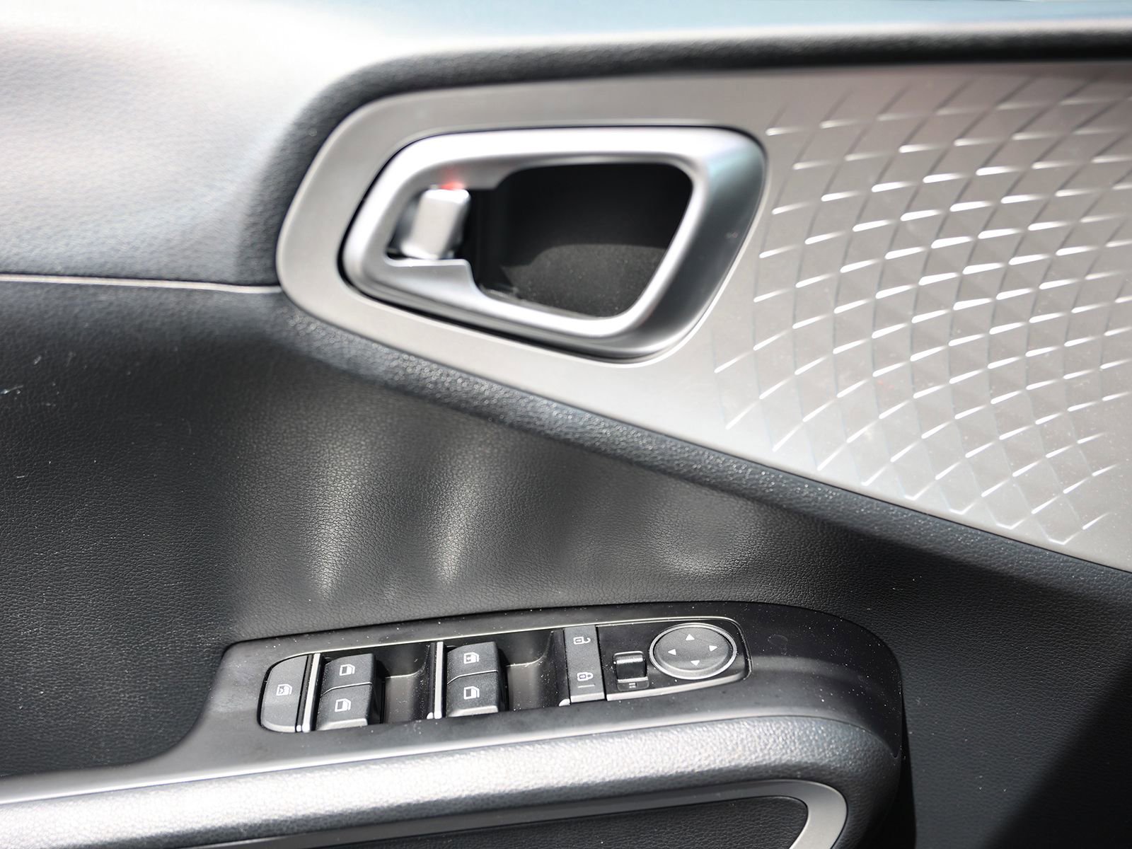 Used 2022 Kia Soul LX w/ Technology Package FWD image 30