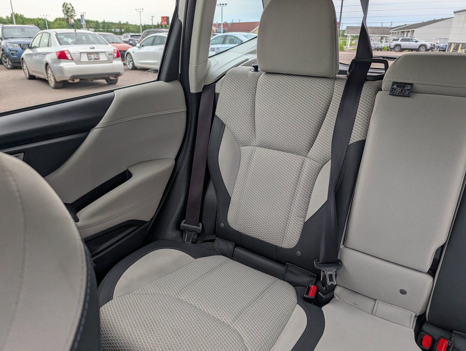 Used 2024 Subaru Forester Premium AWD/4WD image 12