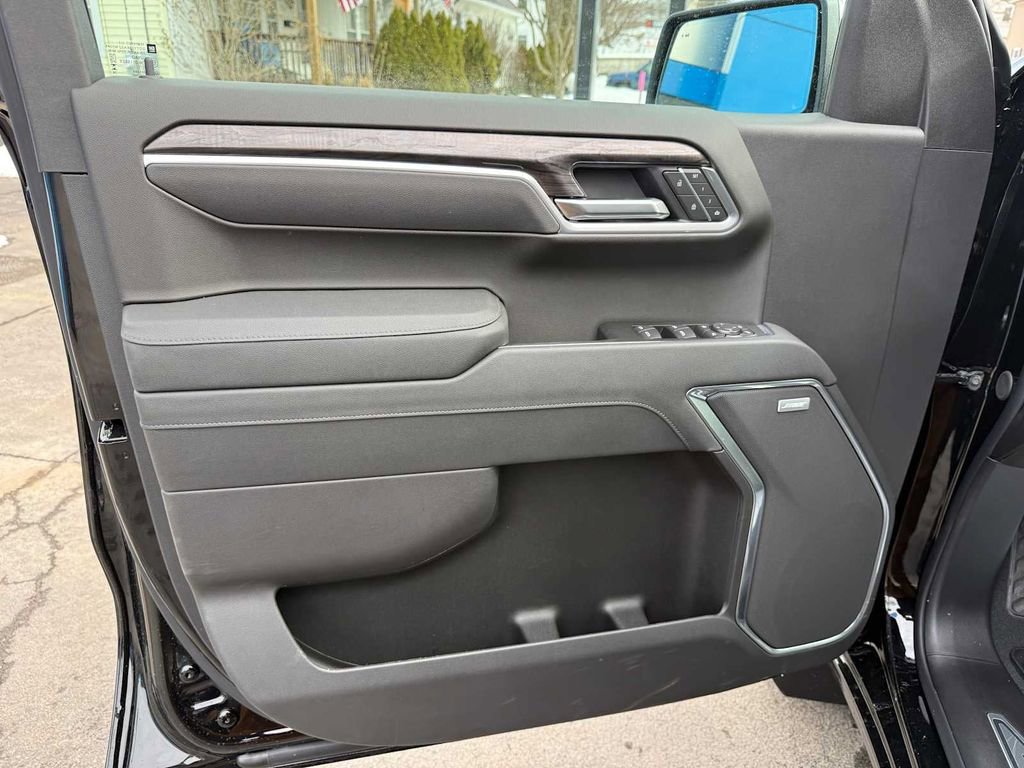 New 2026 Chevrolet Silverado 1500 LTZ w/ Z71 Off-Road Package AWD/4WD image 14