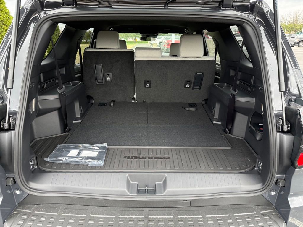 New 2026 Toyota 4Runner SR5 image 38