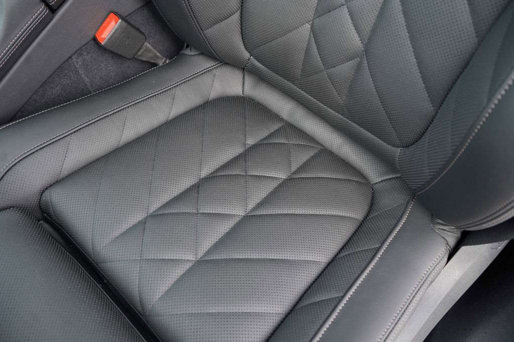 New 2026 BMW X5 sDrive40i w/ M Sport Package image 12