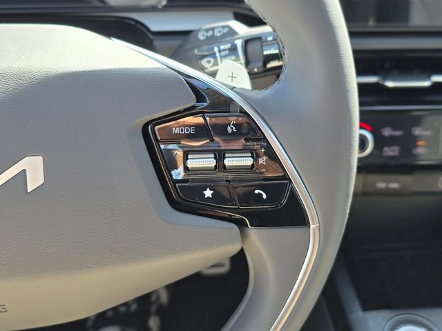 New 2026 Kia Niro SX Touring FWD image 26