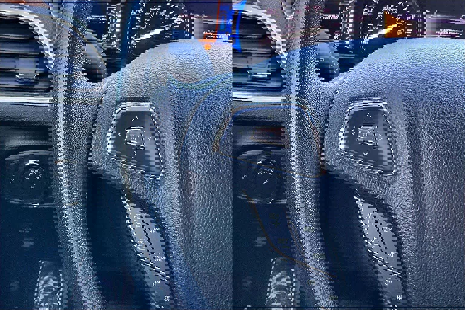 Used 2016 Lincoln MKZ Hybrid image 23