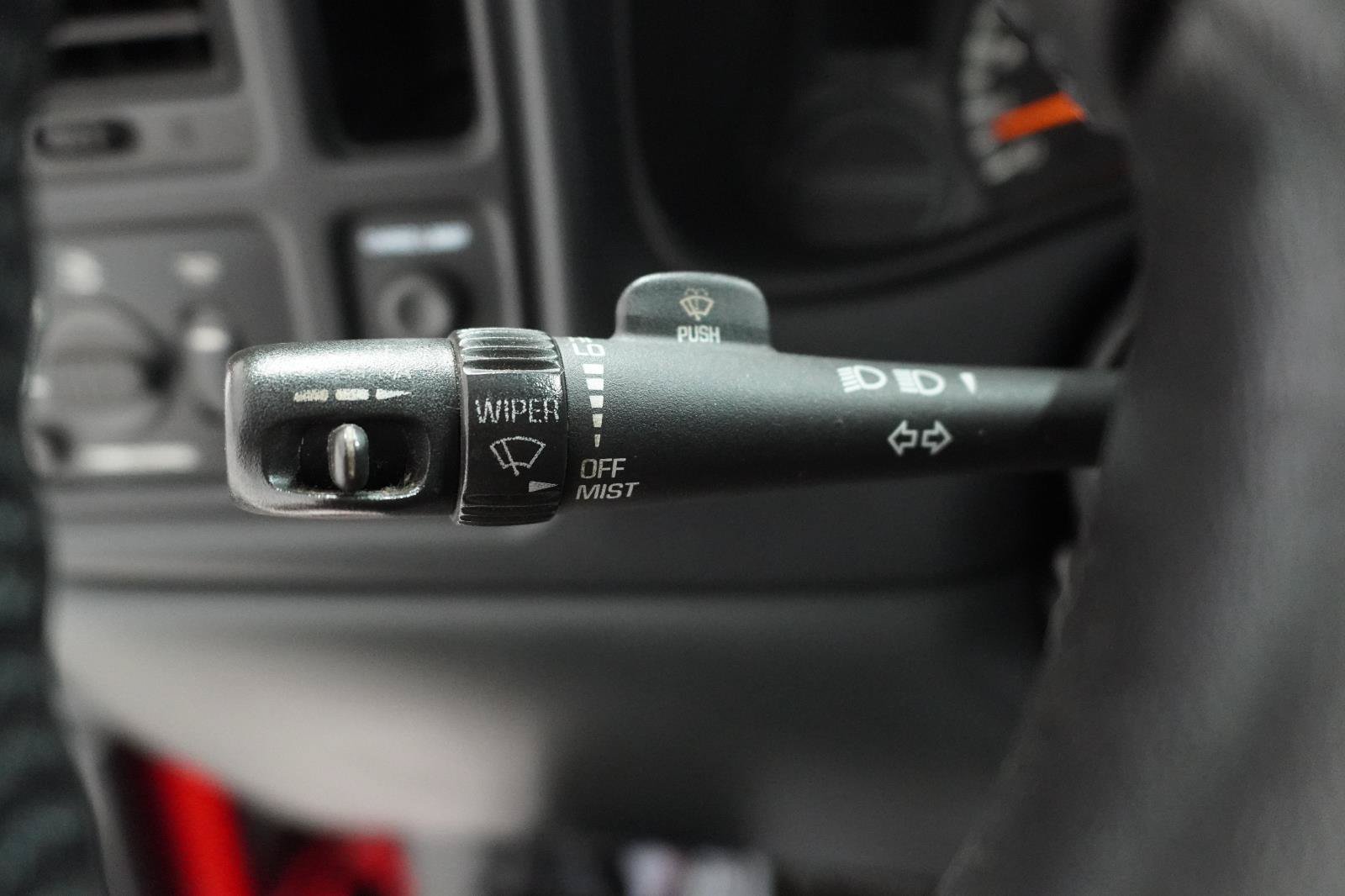 Used 2001 Chevrolet Silverado 1500 LT RWD image 13