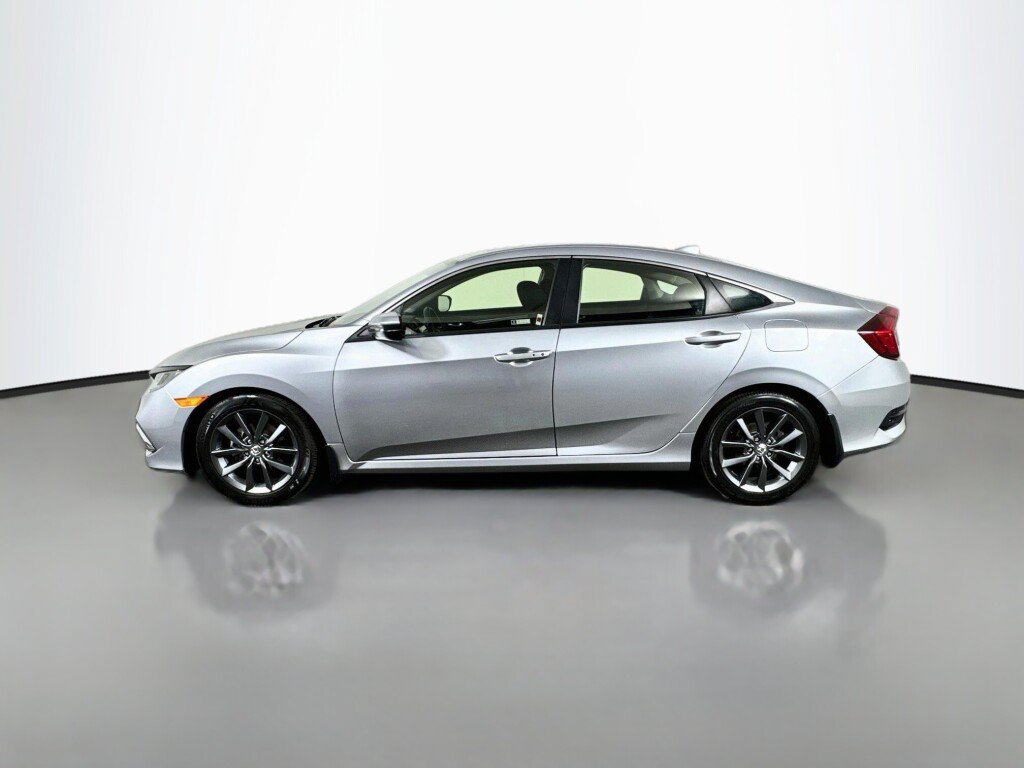 Used 2019 Honda Civic EX image 2