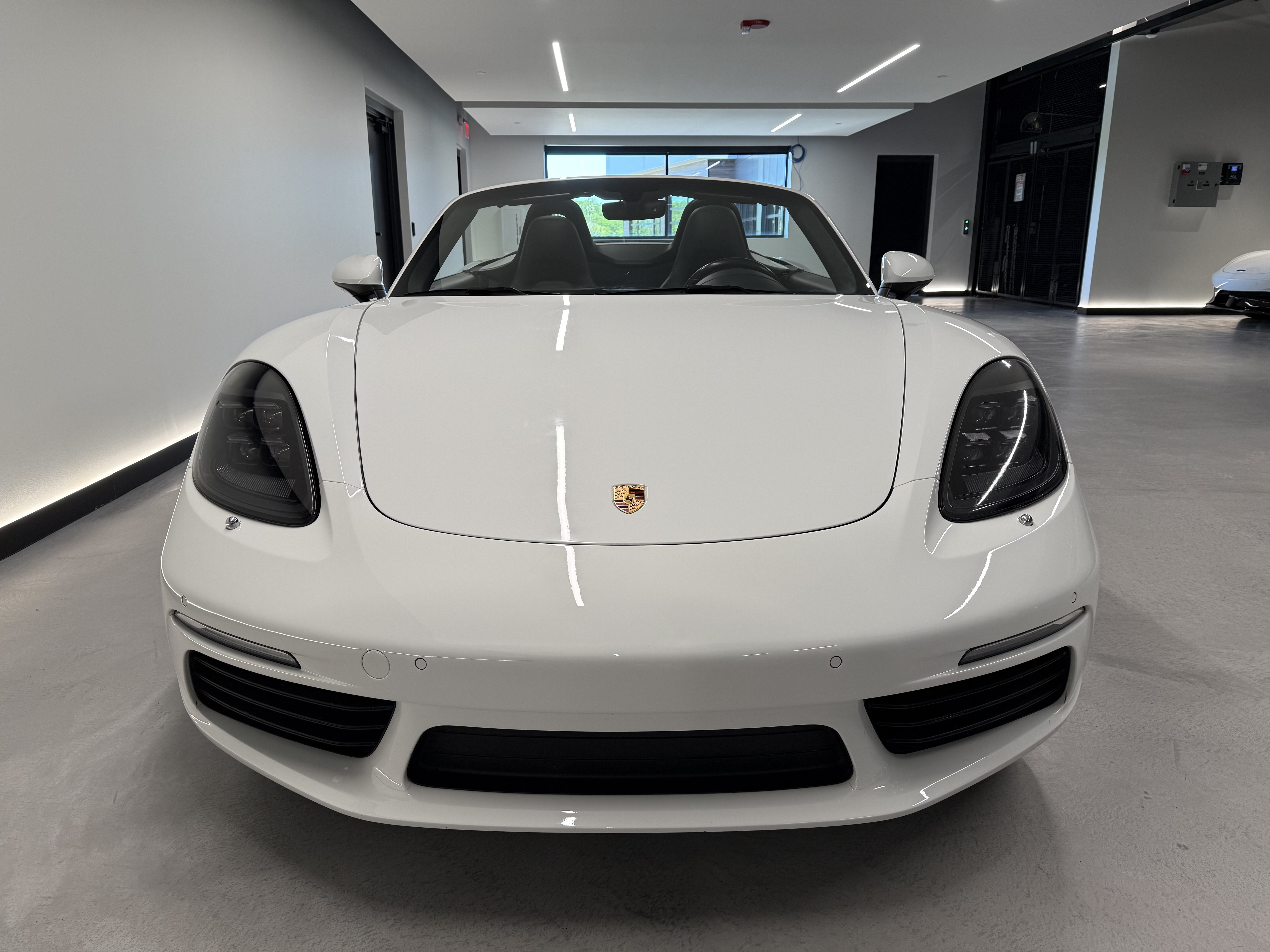 Used 2017 Porsche 718 Boxster S RWD image 7