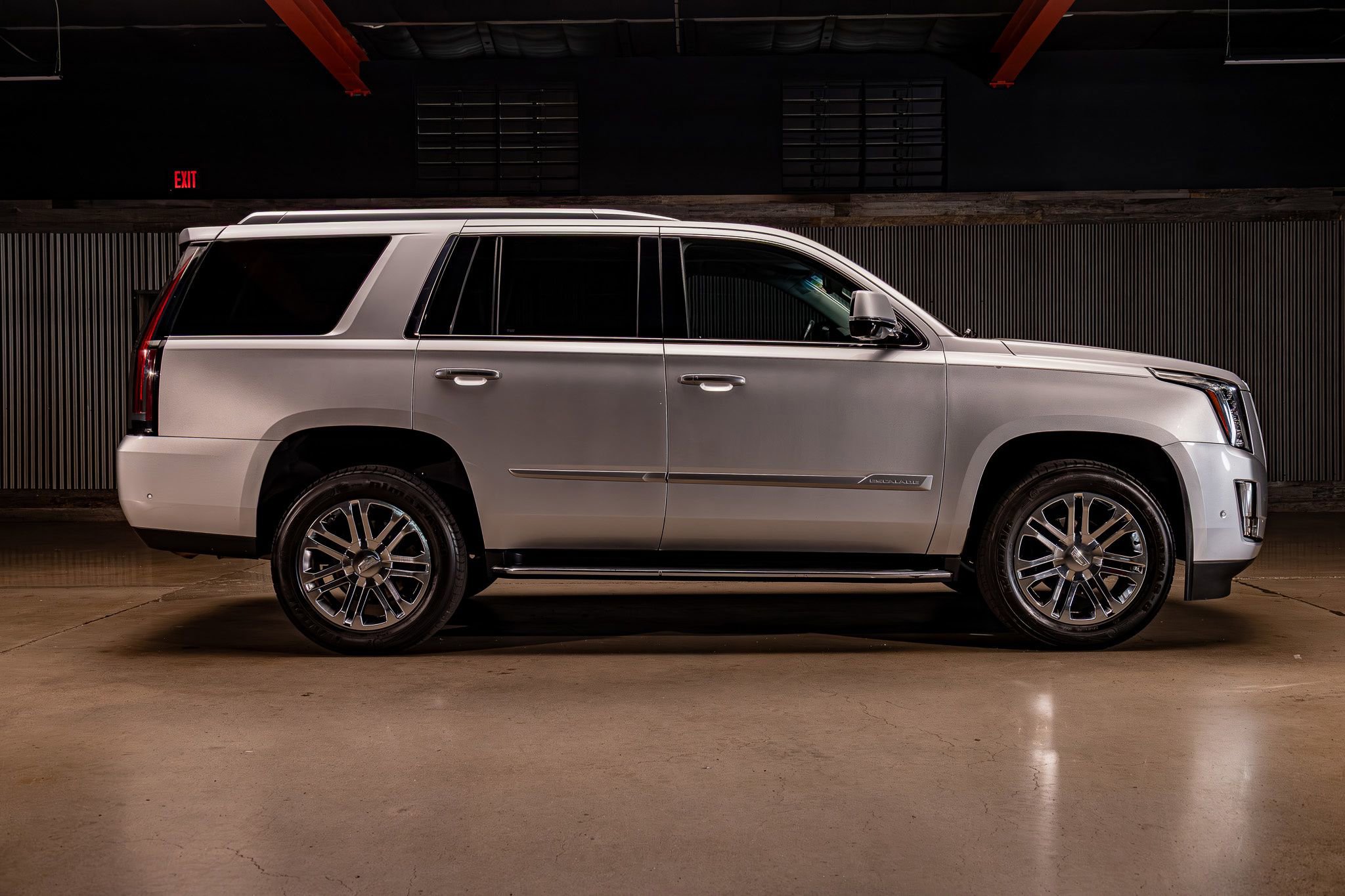 Used 2020 Cadillac Escalade 2WD image 10