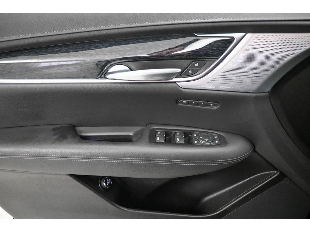 Certified 2023 Cadillac XT5 Premium Luxury image 28