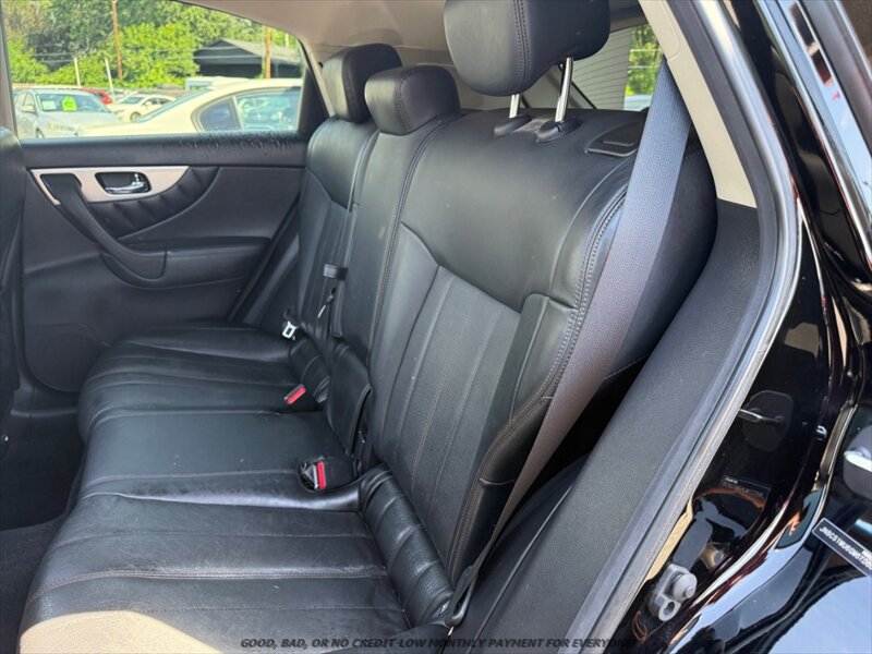 Used 2016 INFINITI QX70 2WD image 16