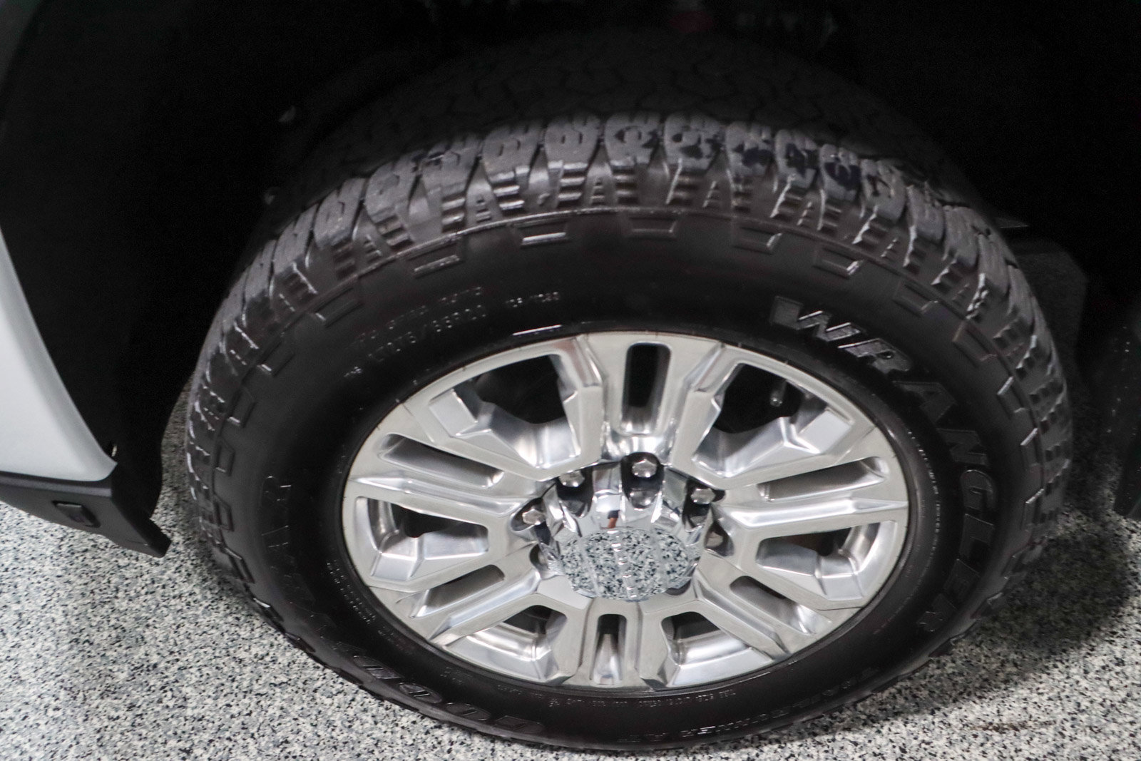 Used 2023 GMC Sierra 2500 Denali w/ Denali Ultimate Package image 11