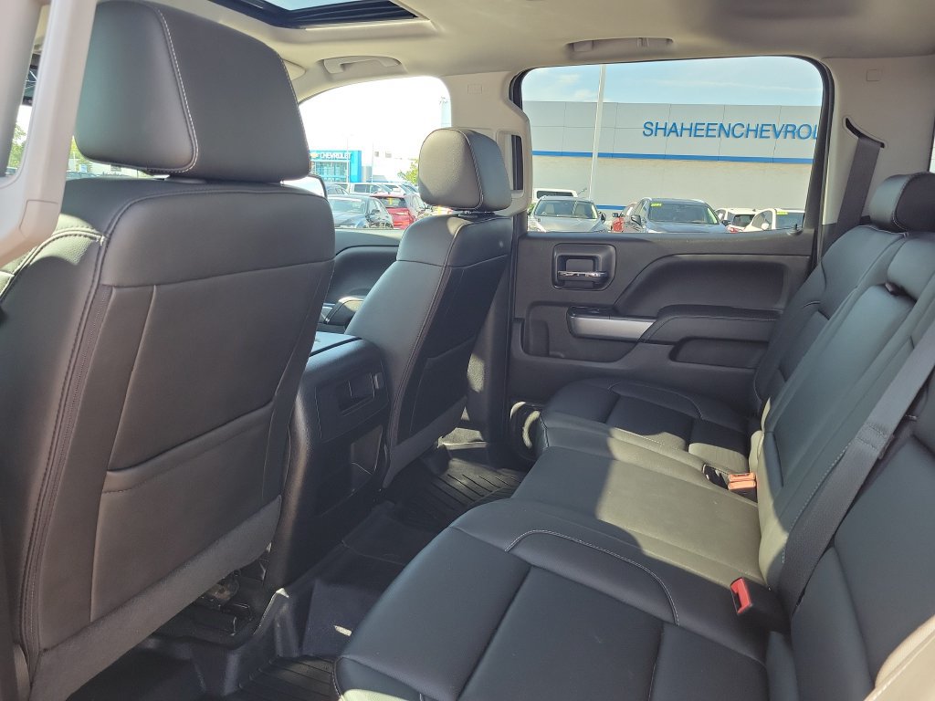 Used 2018 Chevrolet Silverado 1500 LTZ Z71 w/ LTZ Plus Package AWD/4WD image 32