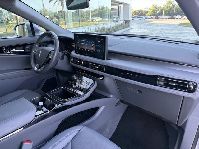 Used 2022 Lincoln Nautilus Reserve w/ Equipment Group 201A image 23