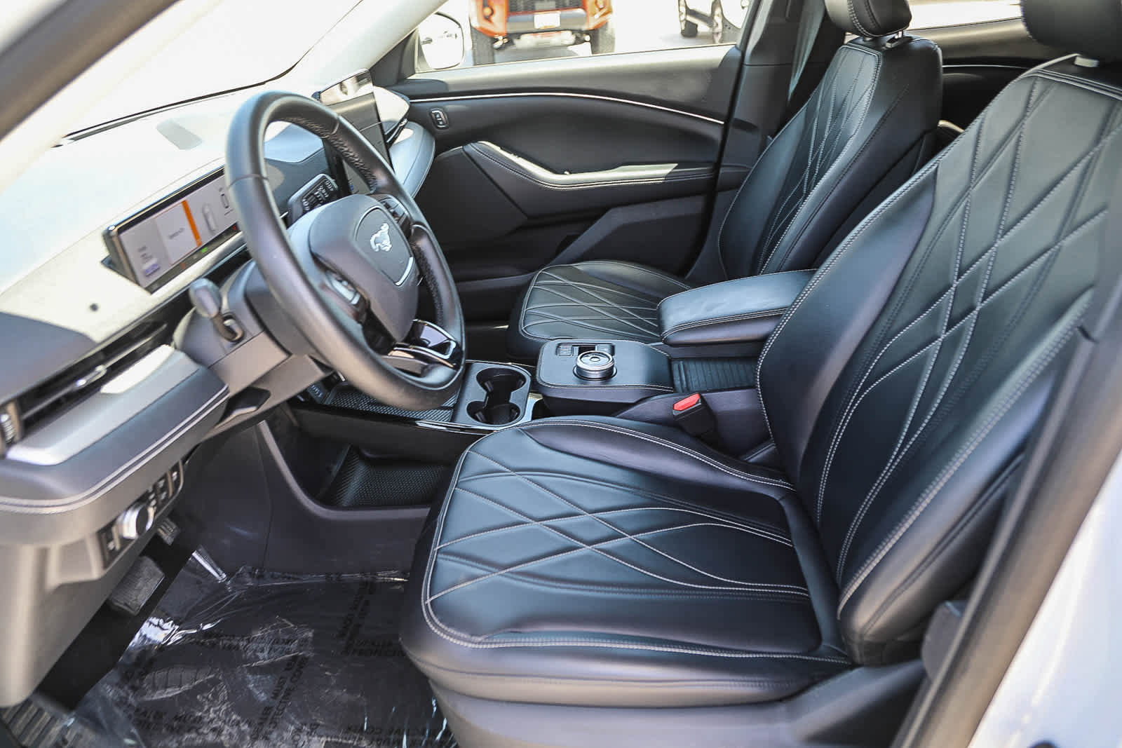 Used 2022 Ford Mustang Mach-E Select RWD image 17