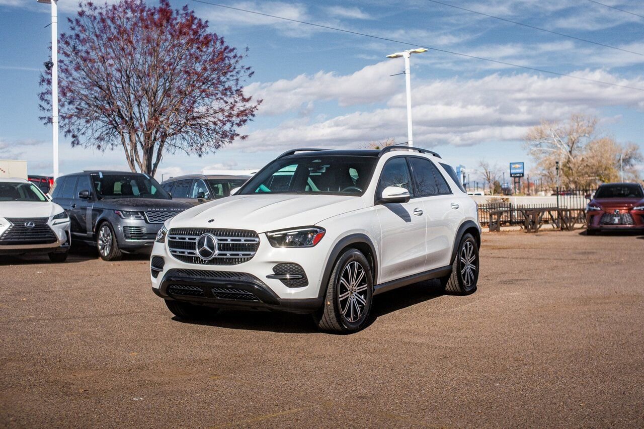 Used 2024 Mercedes-Benz GLE 350 4MATIC image 3