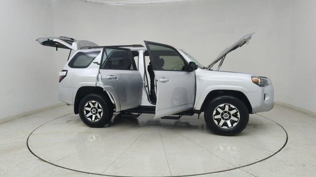 Used 2022 Toyota 4Runner TRD Off-Road image 68