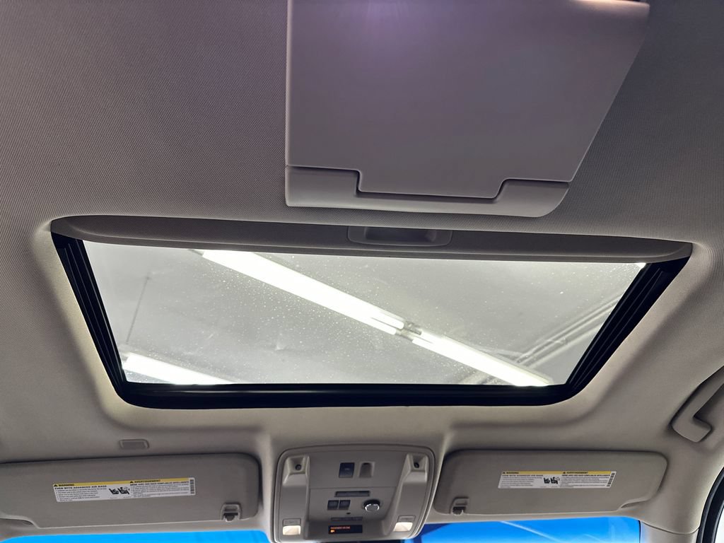Used 2019 Chevrolet Suburban Premier RWD image 27