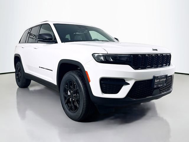 New 2025 Jeep Grand Cherokee Altitude image 1