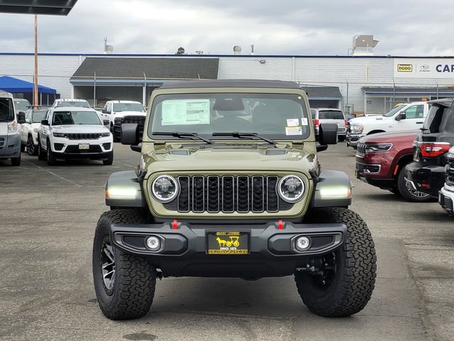 New 2026 Jeep Wrangler Unlimited Rubicon w/ Xtreme 35 Tire Package image 2