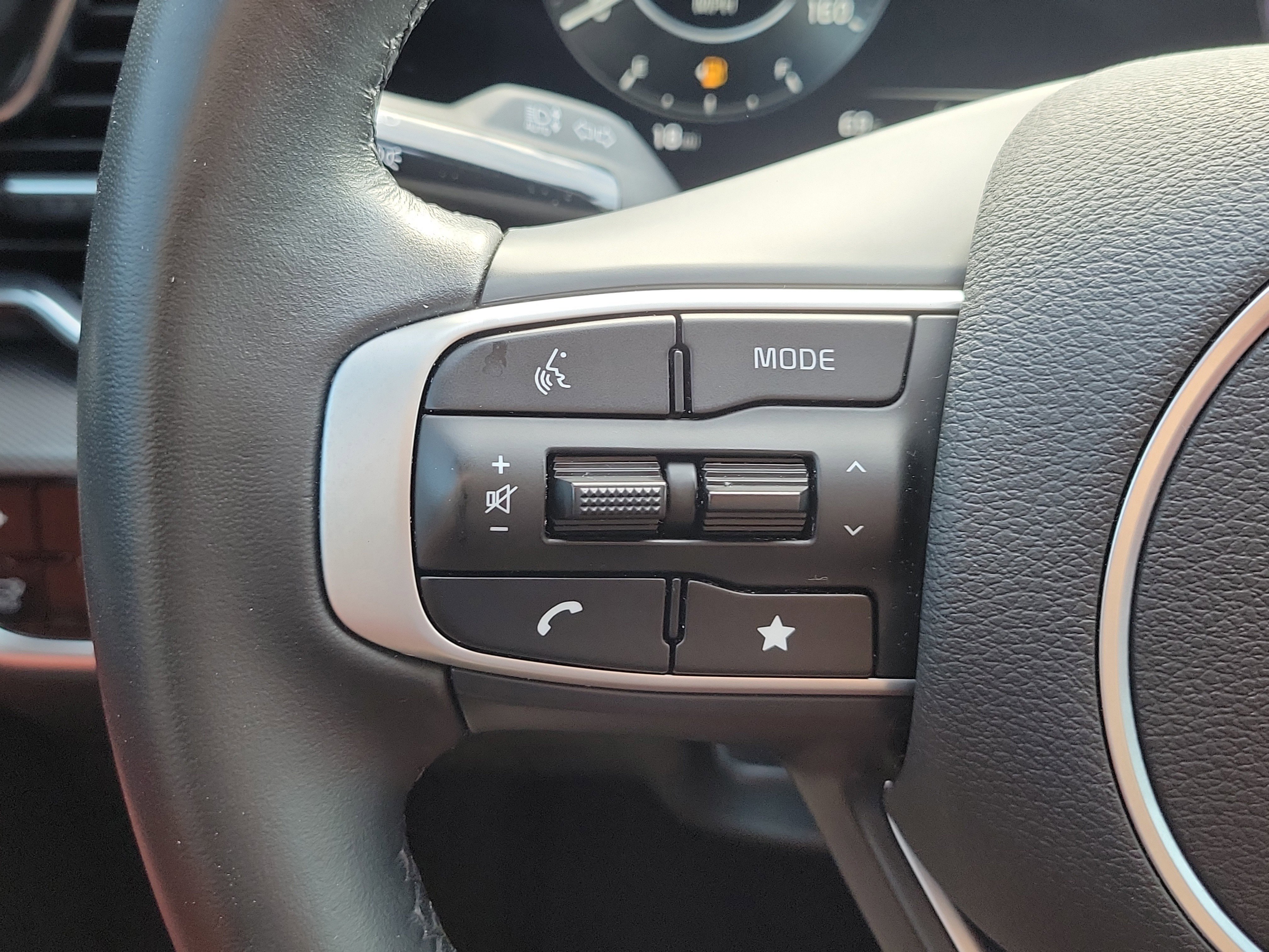 Used 2023 Kia Sportage SX image 29