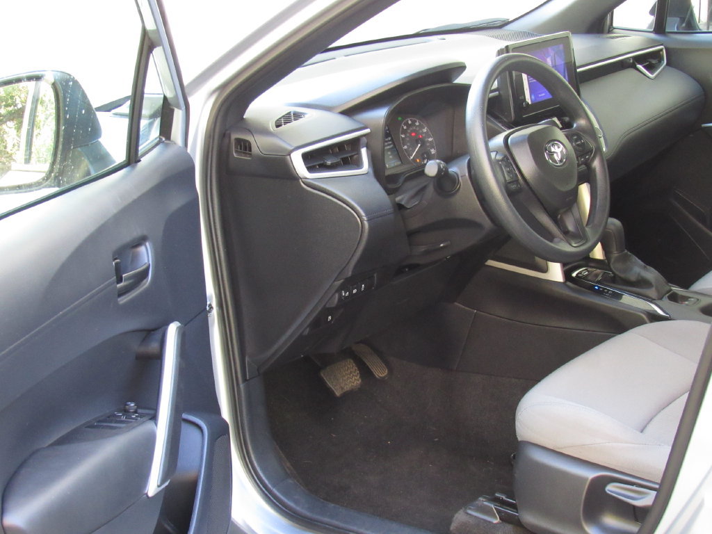 Certified 2025 Toyota Corolla Cross AWD Hybrid image 9