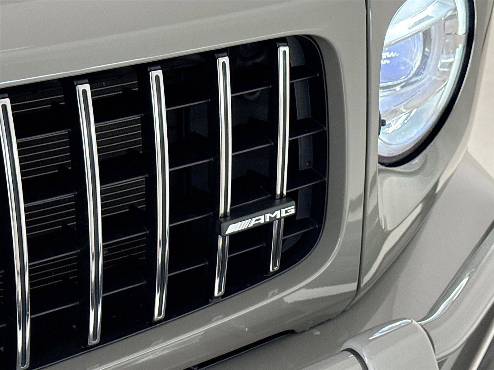 Used 2021 Mercedes-Benz G 63 AMG 4MATIC w/ G Manufaktur Interior Package image 38