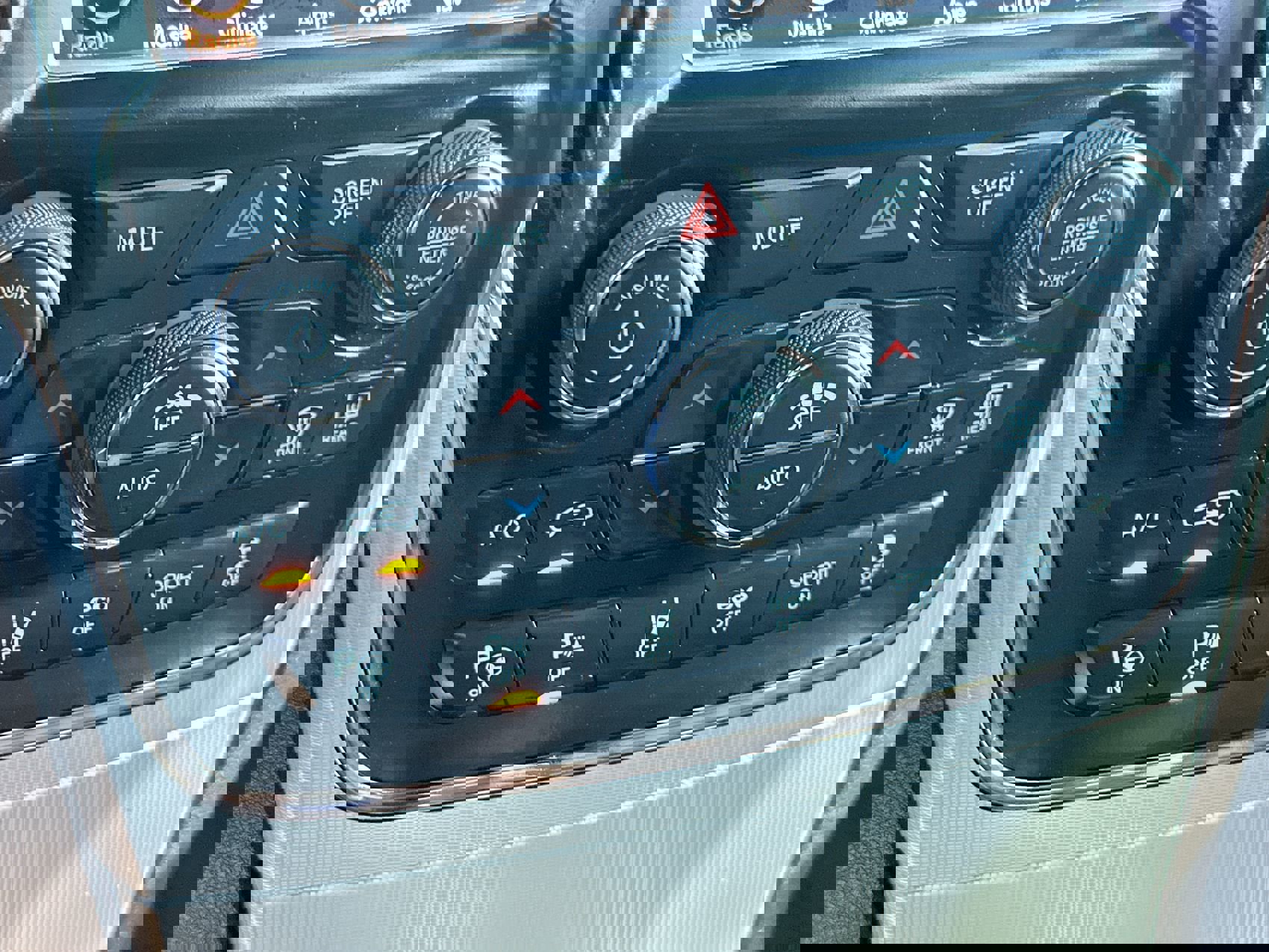 Used 2018 Jeep Grand Cherokee Summit image 19