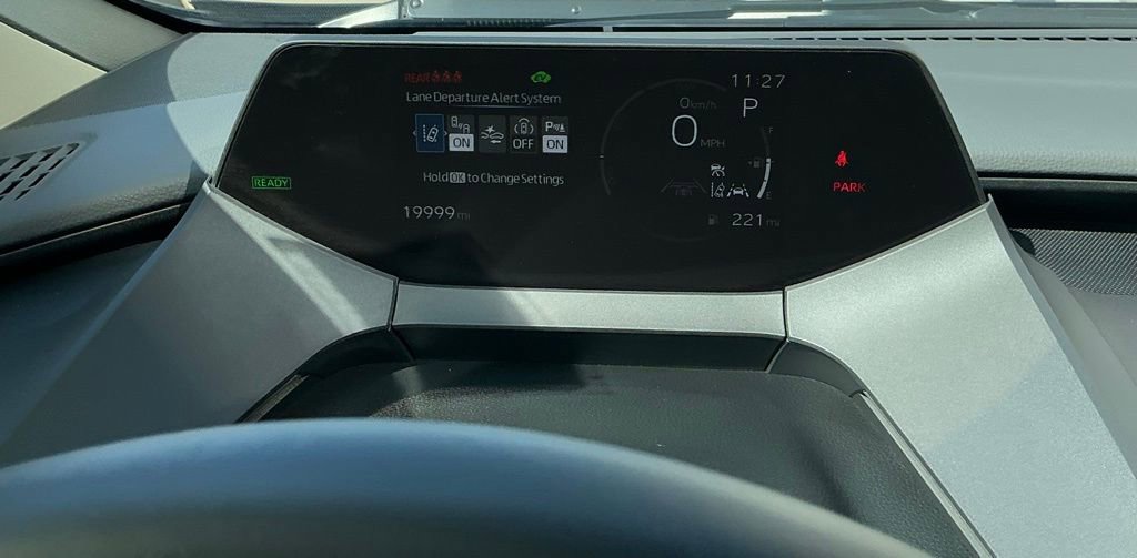 Used 2024 Toyota Prius LE image 12