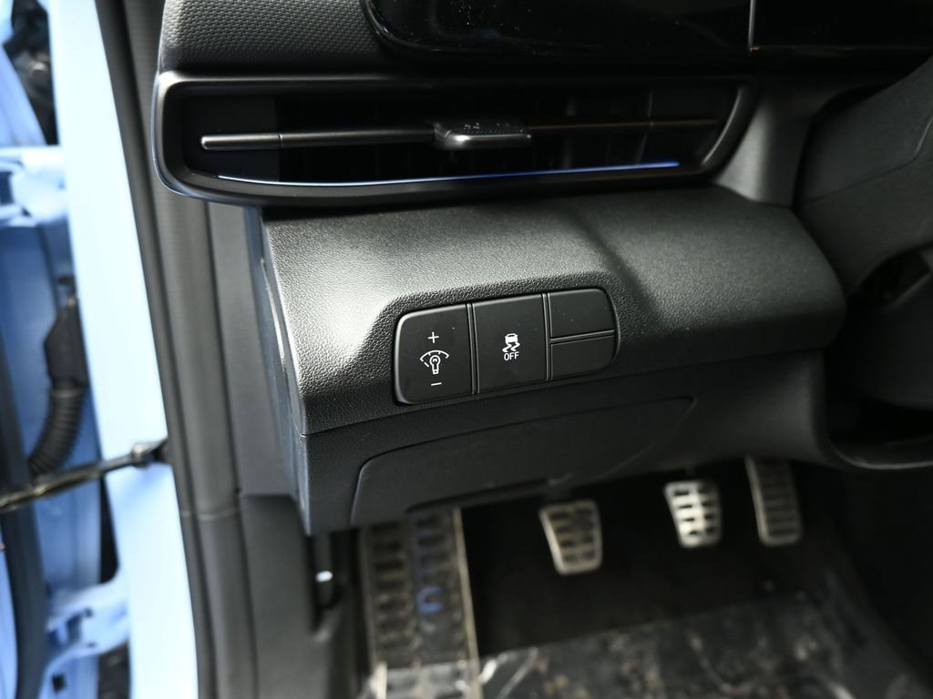 Used 2025 Hyundai Elantra N w/ Cargo Package image 33