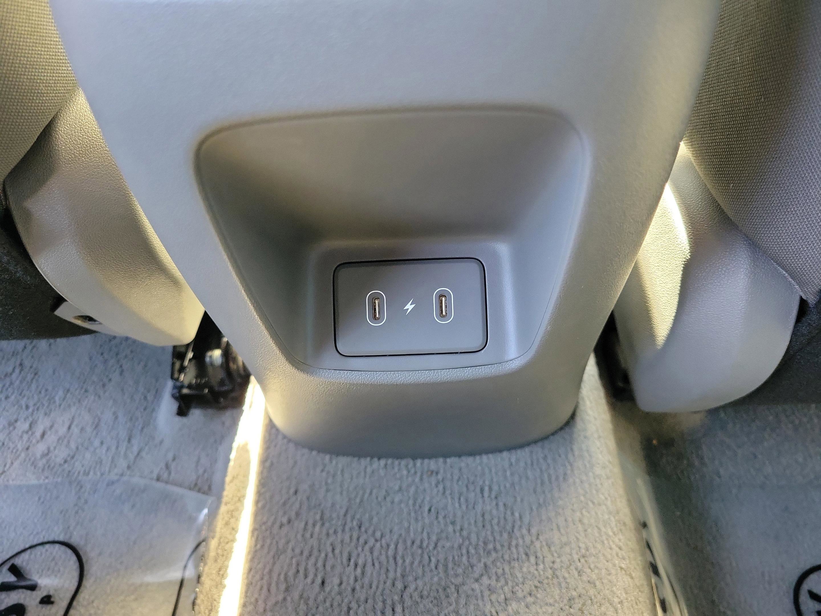 Certified 2025 Hyundai Elantra Sport image 11