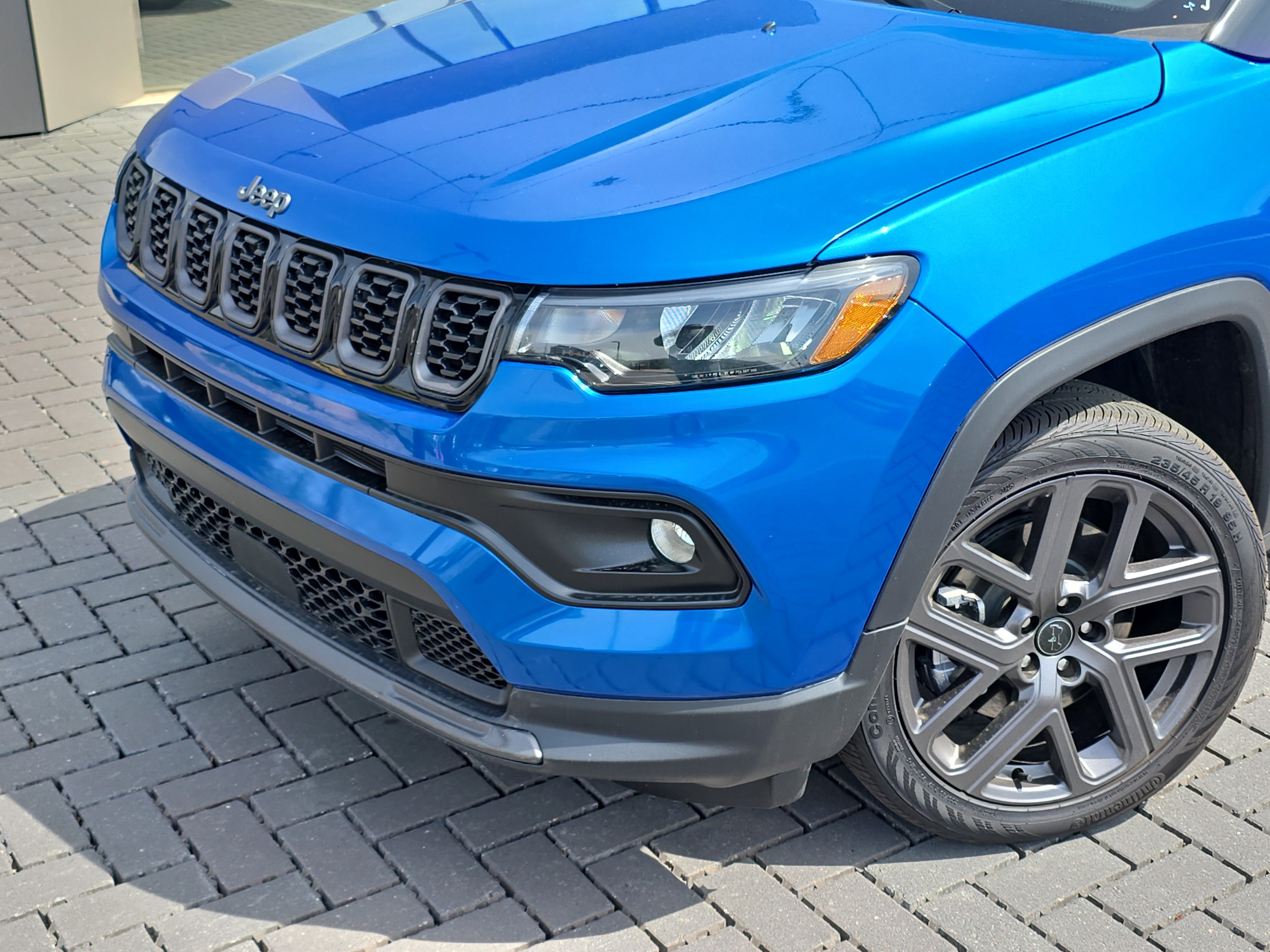 Used 2026 Jeep Compass Limited image 10