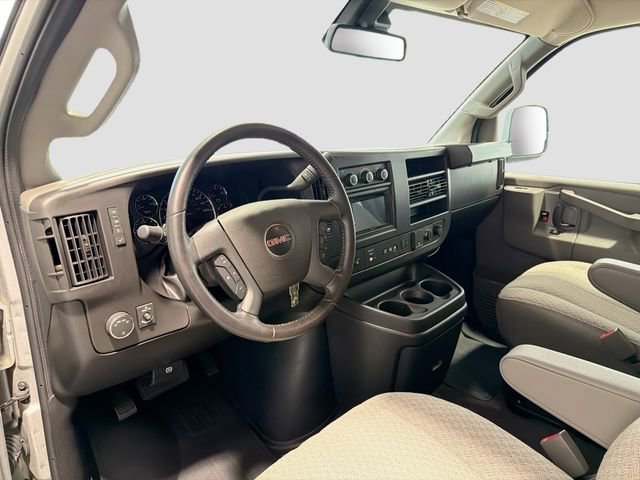 Used 2023 GMC Savana 3500 LT w/ LT Preferred Equipment Group RWD image 9