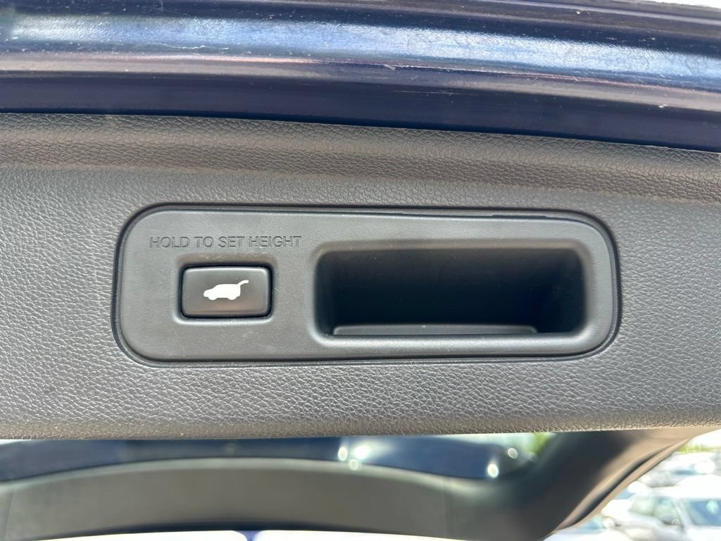 Used 2023 Honda Odyssey Elite image 12