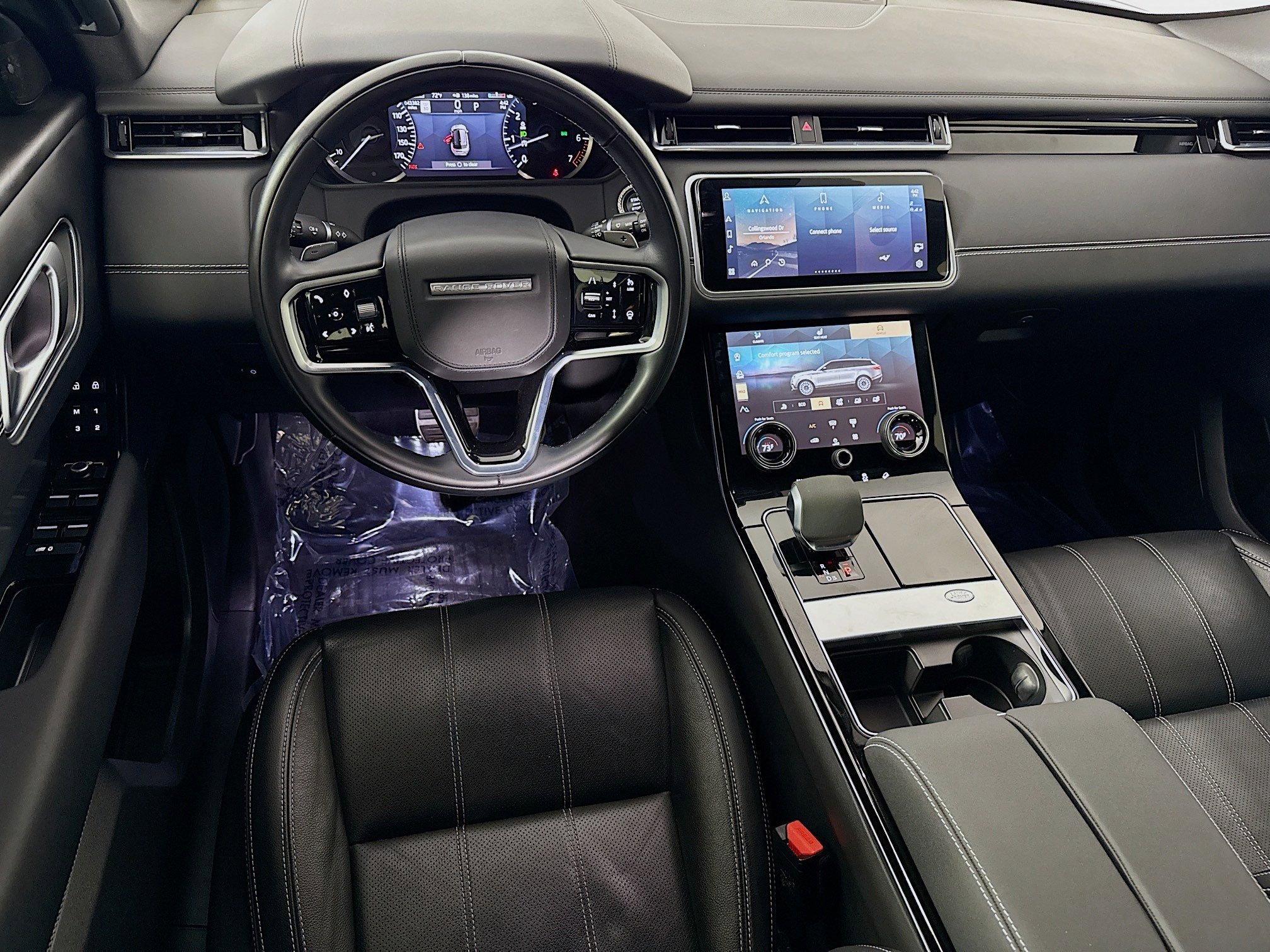 Used 2023 Land Rover Range Rover Velar R-Dynamic S image 17