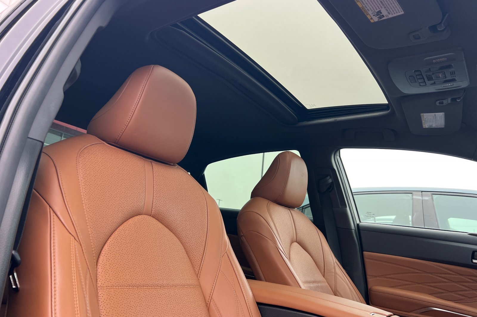 Certified 2020 Toyota Avalon Limited image 15