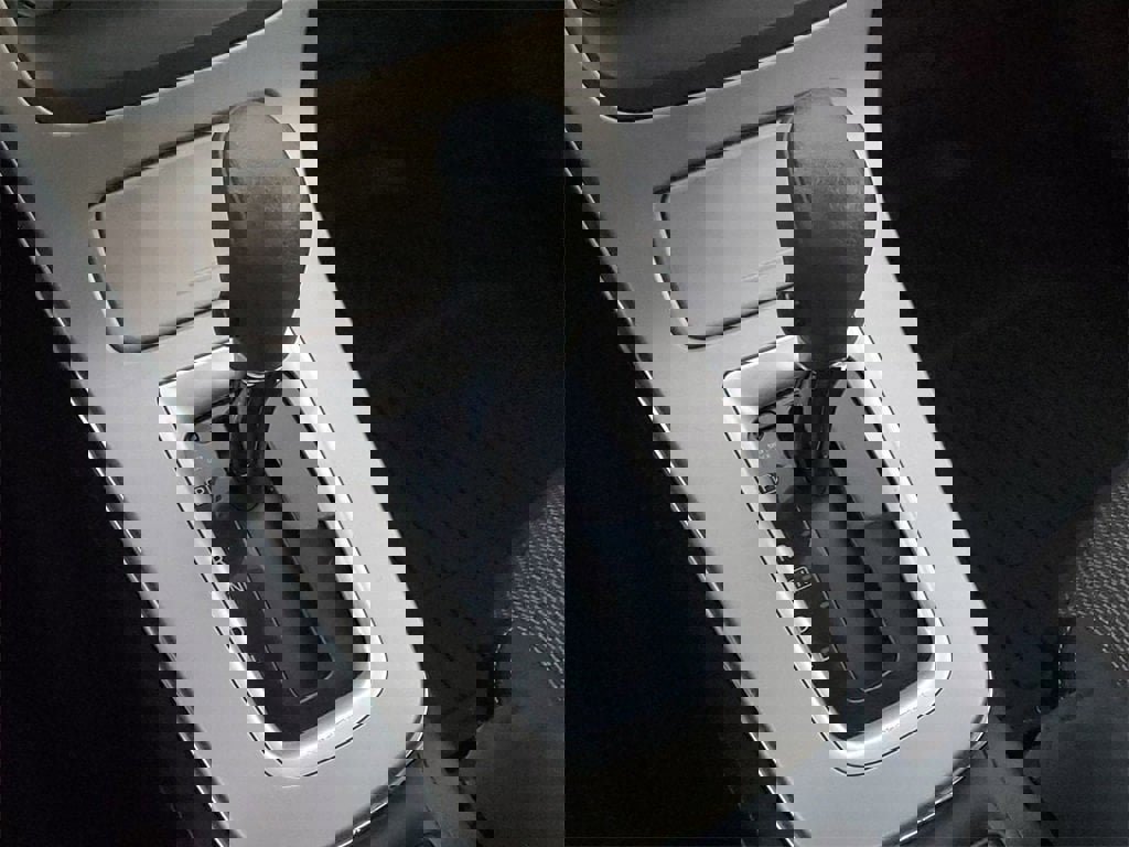 Used 2015 Nissan Sentra S image 14