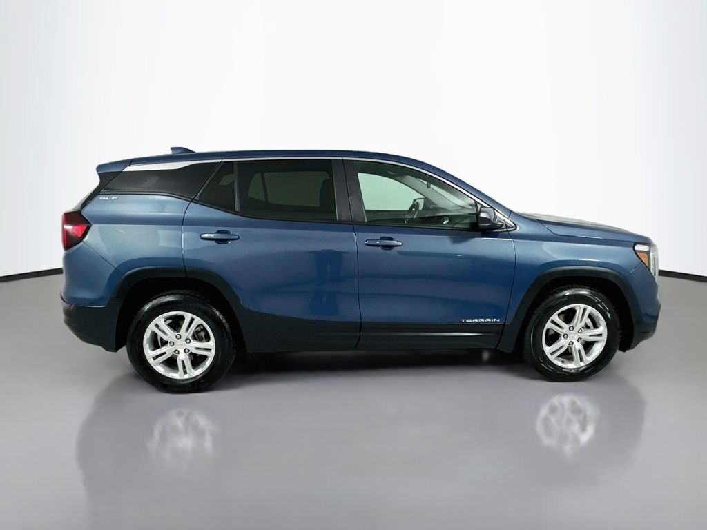 Used 2024 GMC Terrain SLE AWD/4WD image 8
