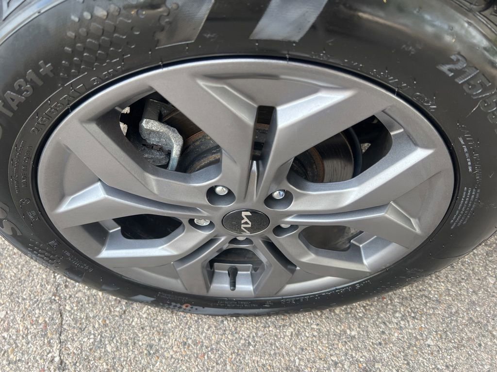 Certified 2024 Kia Seltos S AWD/4WD image 42