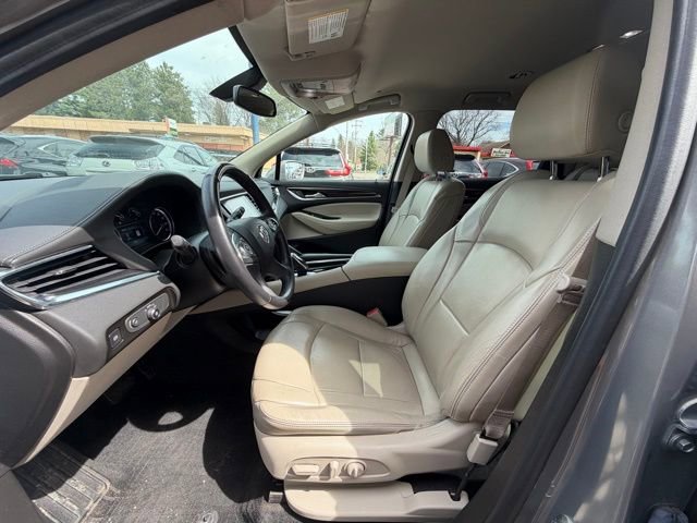 Used 2018 Buick Enclave Essence AWD/4WD image 10